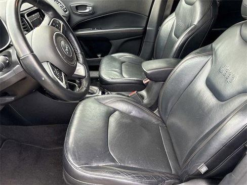 Used 2018 Jeep Compass Limited w/ Navigation Group image 26