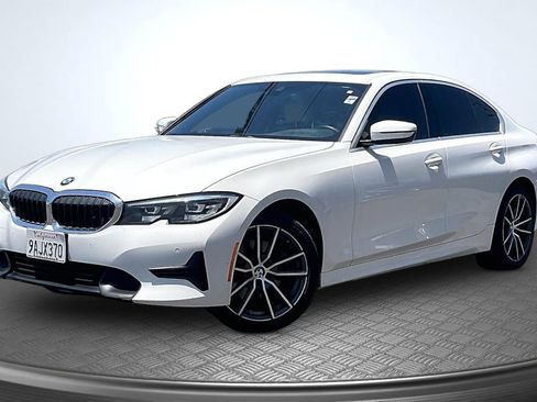 Used 2019 BMW 330i Sedan w/ Driving Assistance Package RWD image 12
