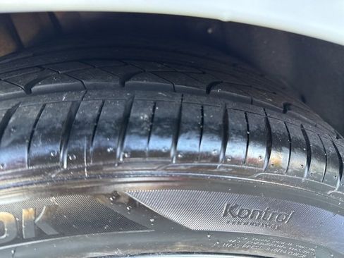 Used 2023 Lexus ES 350 w/ Premium Package image 19