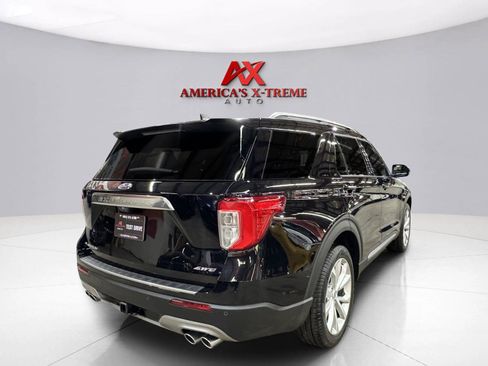 Used 2024 Ford Explorer Platinum w/ Technology Package AWD/4WD image 7