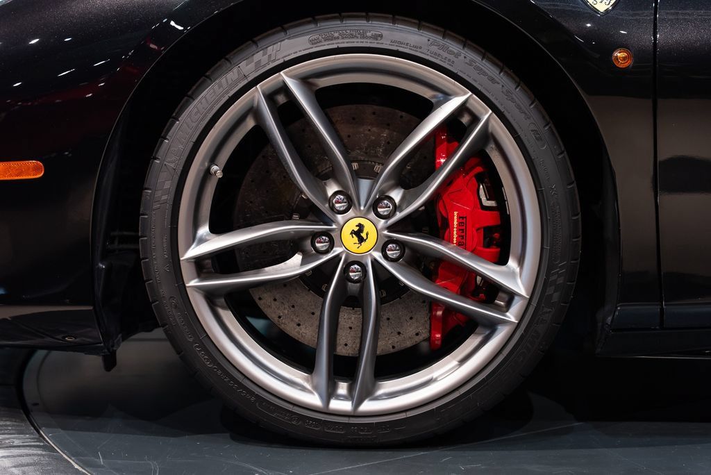 Certified 2019 Ferrari 488 Spider RWD image 12