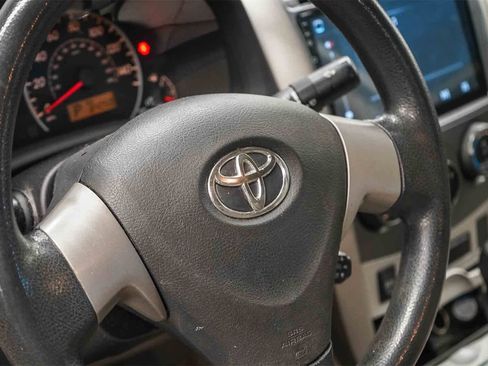 Used 2011 Toyota Corolla LE image 20