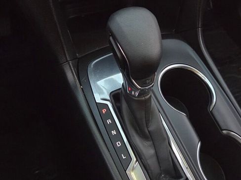 Used 2022 Chevrolet Equinox LT image 17