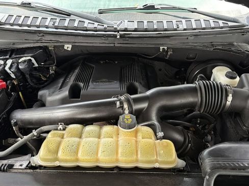 Used 2020 Ford Expedition Limited RWD image 36