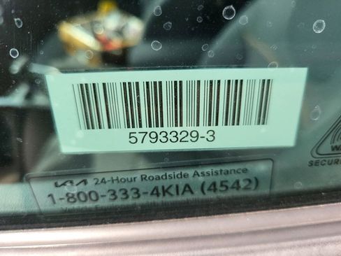 Used 2025 Kia Niro LX FWD image 4