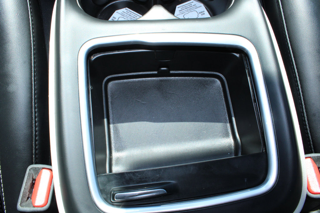 Used 2024 Chrysler Pacifica Touring-L FWD image 36