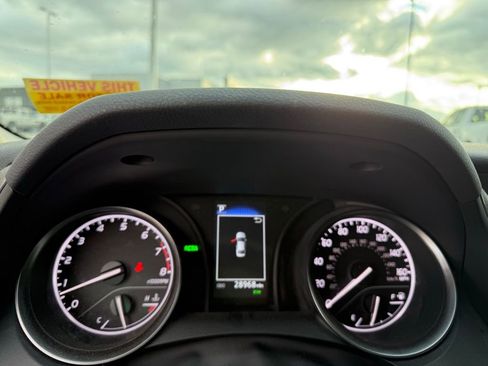 Used 2024 Toyota Camry SE image 15