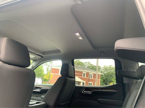 Used 2024 Chevrolet Silverado 1500 LT Trail Boss w/ Convenience Package II image 24