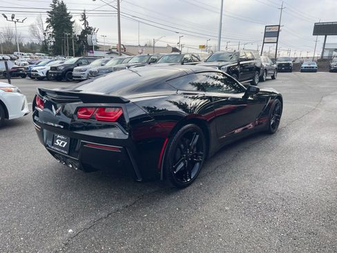 Used 2019 Chevrolet Corvette Stingray Coupe w/ 1LT image 8