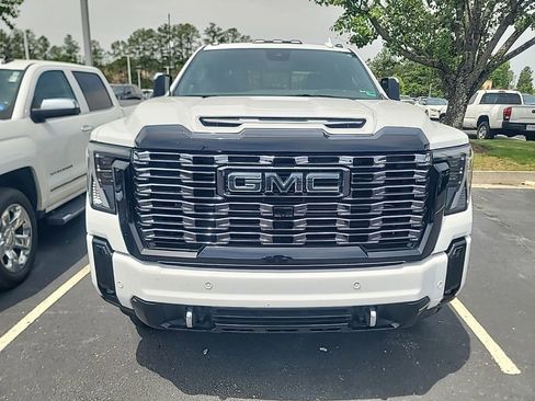 Used 2025 GMC Sierra 2500 Denali Ultimate AWD/4WD image 1