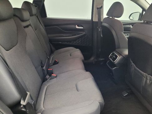 Used 2020 Hyundai Santa Fe SE image 19