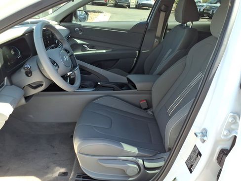 Certified 2026 Hyundai Elantra Sport FWD image 12