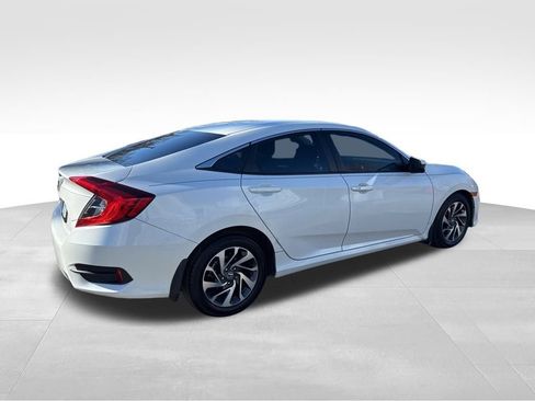 Used 2016 Honda Civic EX image 9