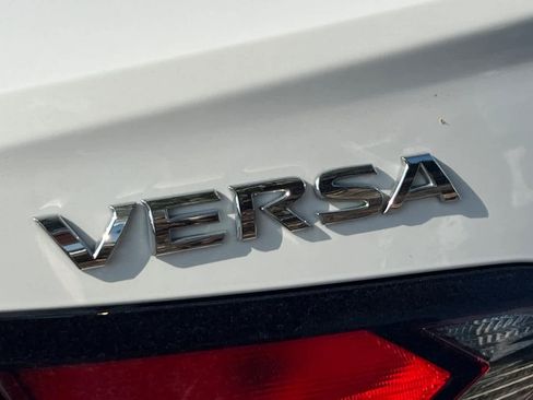 Used 2021 Nissan Versa S image 16