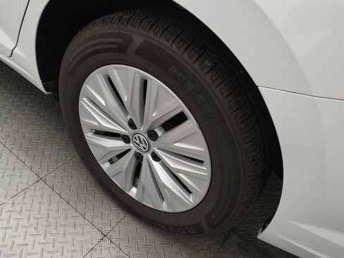 Used 2019 Volkswagen Jetta SE FWD image 31
