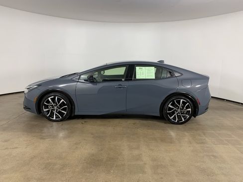 Used 2024 Toyota Prius Prime image 33