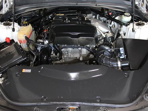 Used 2018 Cadillac CTS Luxury RWD image 37