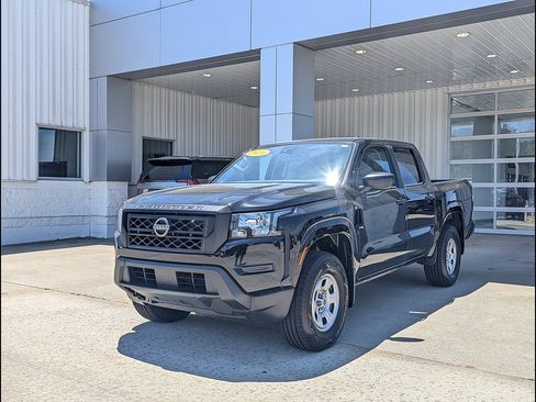 Used 2024 Nissan Frontier S w/ Technology Package AWD/4WD image 1