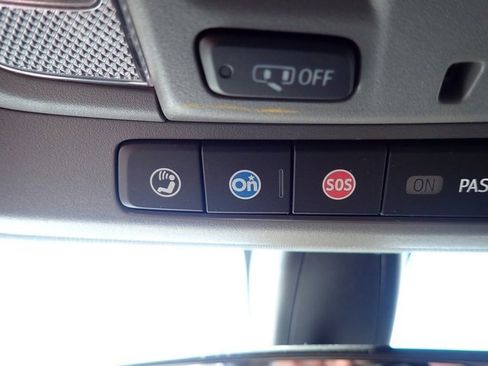 Used 2020 Chevrolet Silverado 1500 LT w/ All-Star Edition image 26