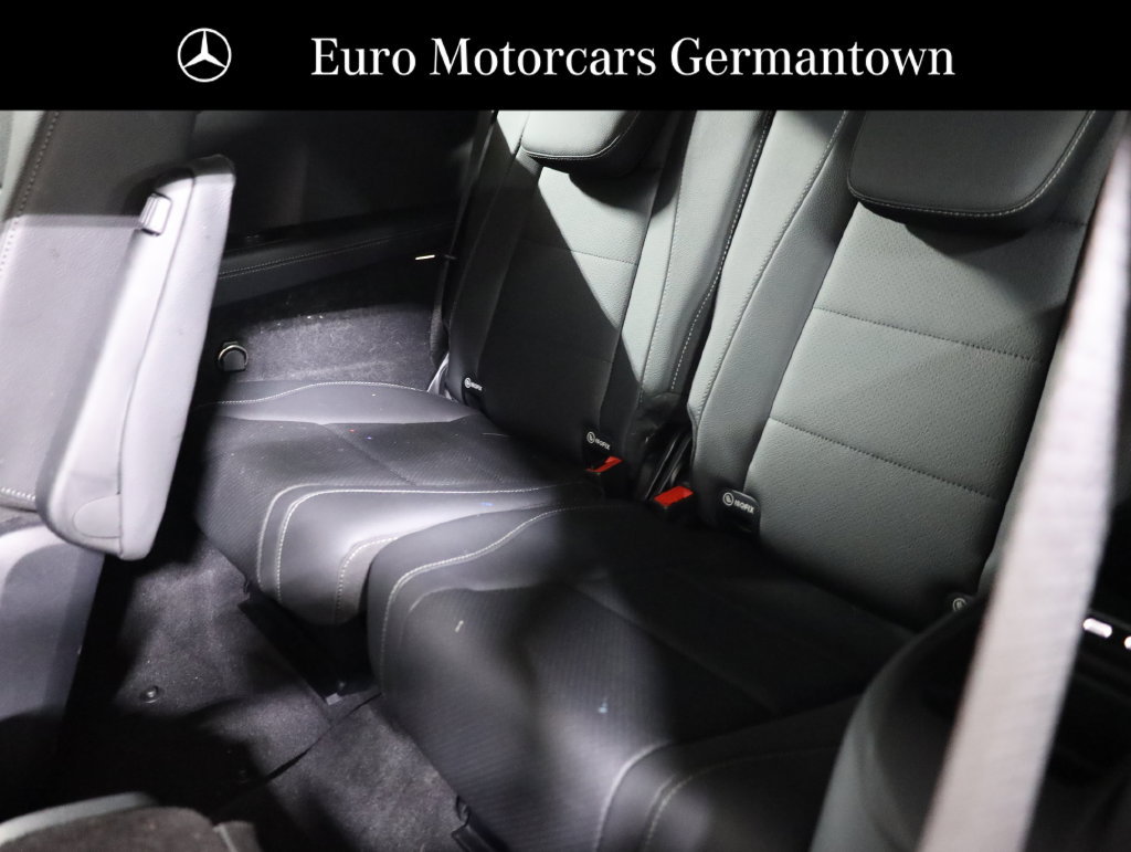 Used 2025 Mercedes-Benz GLS 450 4MATIC image 36