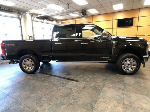 New 2026 Ford F250 Lariat w/ Lariat Ultimate Package AWD/4WD image 8