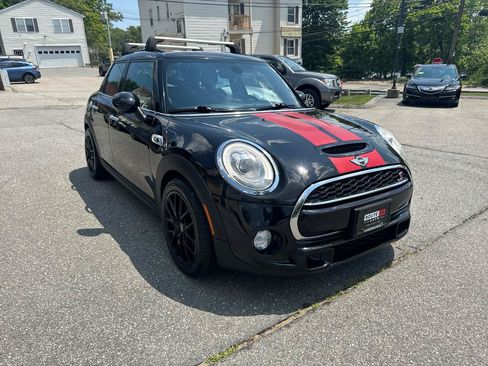 Used 2018 MINI Cooper S FWD image 5