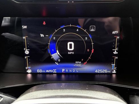 Used 2023 Chevrolet Colorado Z71 w/ Z71 Convenience Package 2 AWD/4WD image 18