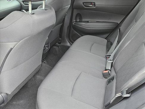Used 2024 Toyota Corolla Cross LE w/ Moonroof Package FWD image 17
