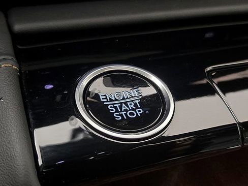 New 2026 Lincoln Navigator L Black Label AWD/4WD image 21