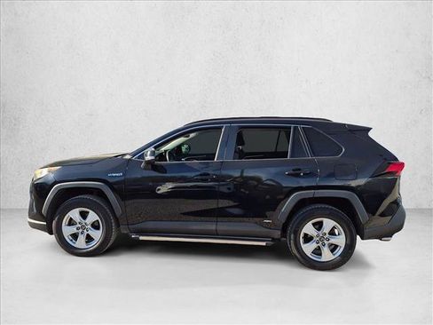Used 2020 Toyota RAV4 XLE w/ Convenience Package AWD/4WD image 8