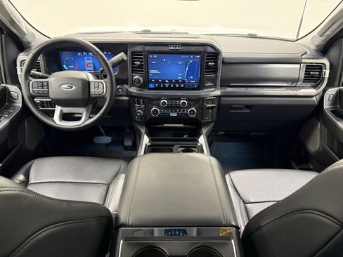 Used 2025 Ford F350 Lariat w/ Lariat Ultimate Package image 29