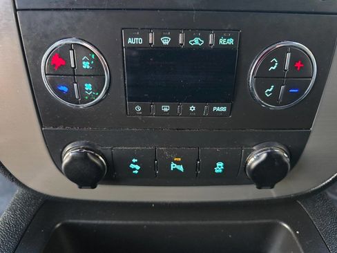 Used 2013 Chevrolet Tahoe LT w/ Suspension Package, Off-Road image 43