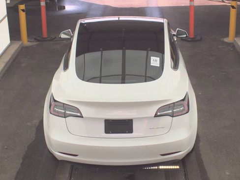 Used 2020 Tesla Model 3 Long Range image 5