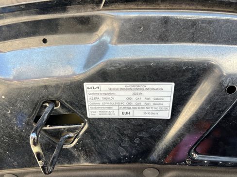 Used 2022 Kia Sorento S image 15