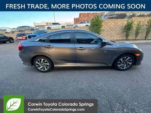 Used 2017 Honda Civic EX image 9
