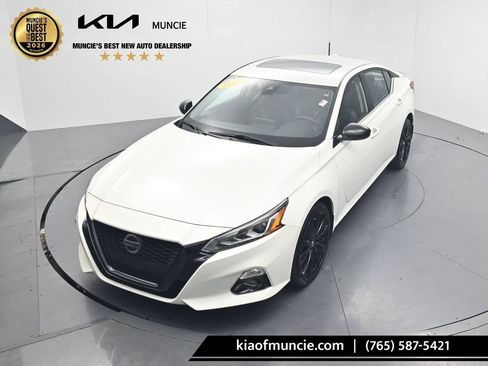 Used 2022 Nissan Altima 2.5 SR w/ Midnight Edition Package AWD/4WD image 48