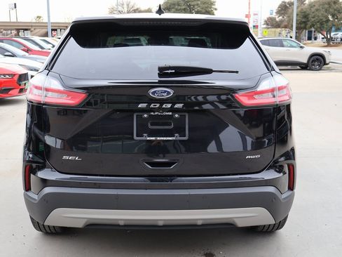 Used 2022 Ford Edge SEL image 7