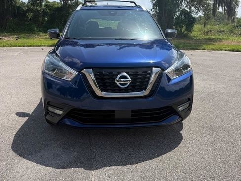Used 2020 Nissan Kicks SR w/ Exterior Package FWD image 8