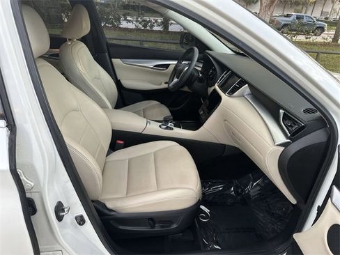 Used 2020 INFINITI QX50 Luxe image 28