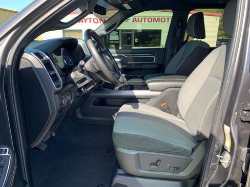 Used 2024 RAM 3500 Big Horn image 8