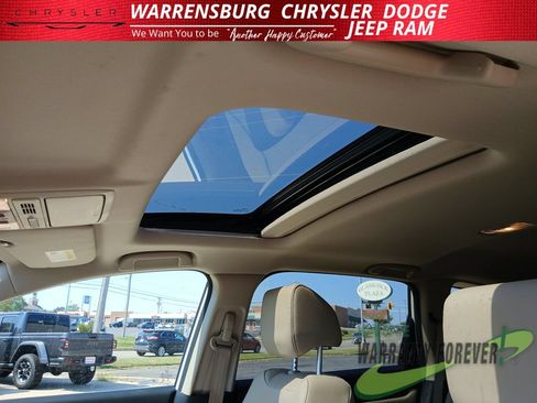 Used 2018 Honda CR-V Touring image 27