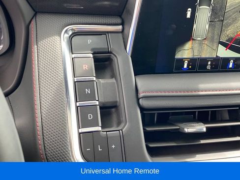 Used 2024 Chevrolet Suburban RST w/ Luxury Package AWD/4WD image 13