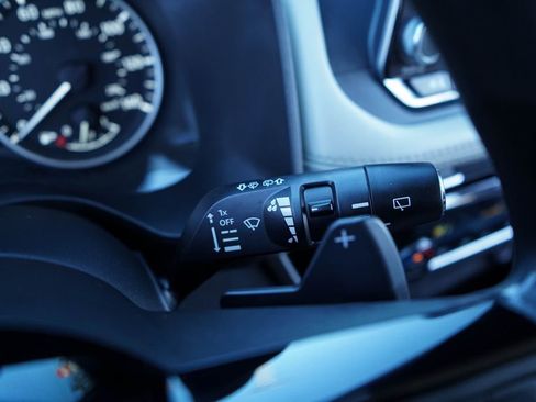 Used 2021 Nissan Rogue SV image 28