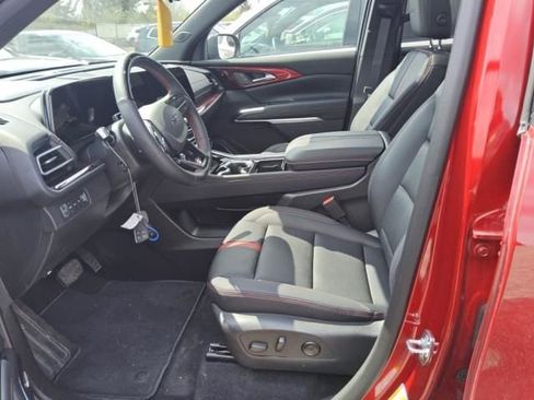 Certified 2025 Chevrolet Traverse RS AWD/4WD image 5