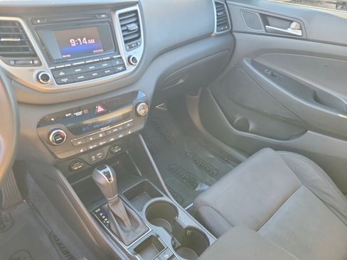 Used 2017 Hyundai Tucson Value w/ Cargo Package image 33