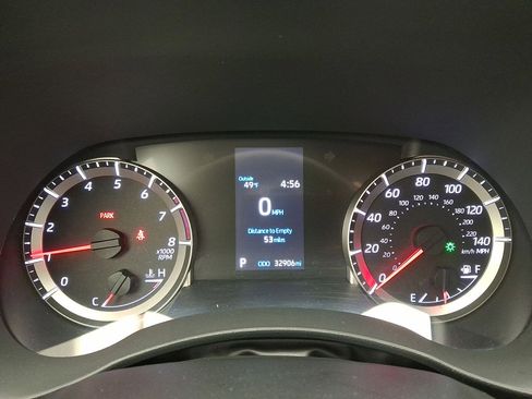 Certified 2022 Toyota Highlander L image 13