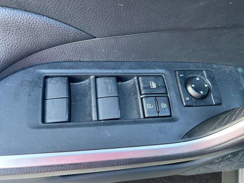 Used 2024 Toyota RAV4 LE AWD/4WD image 12