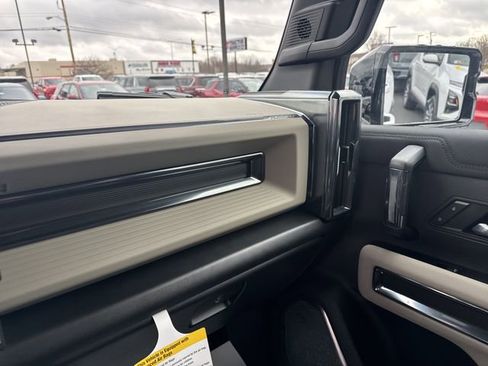 New 2026 GMC Hummer EV SUV AWD/4WD image 21