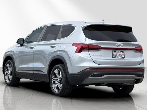 Used 2021 Hyundai Santa Fe SE FWD image 6