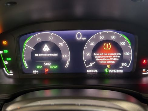Used 2025 Honda Civic Sport Touring image 9